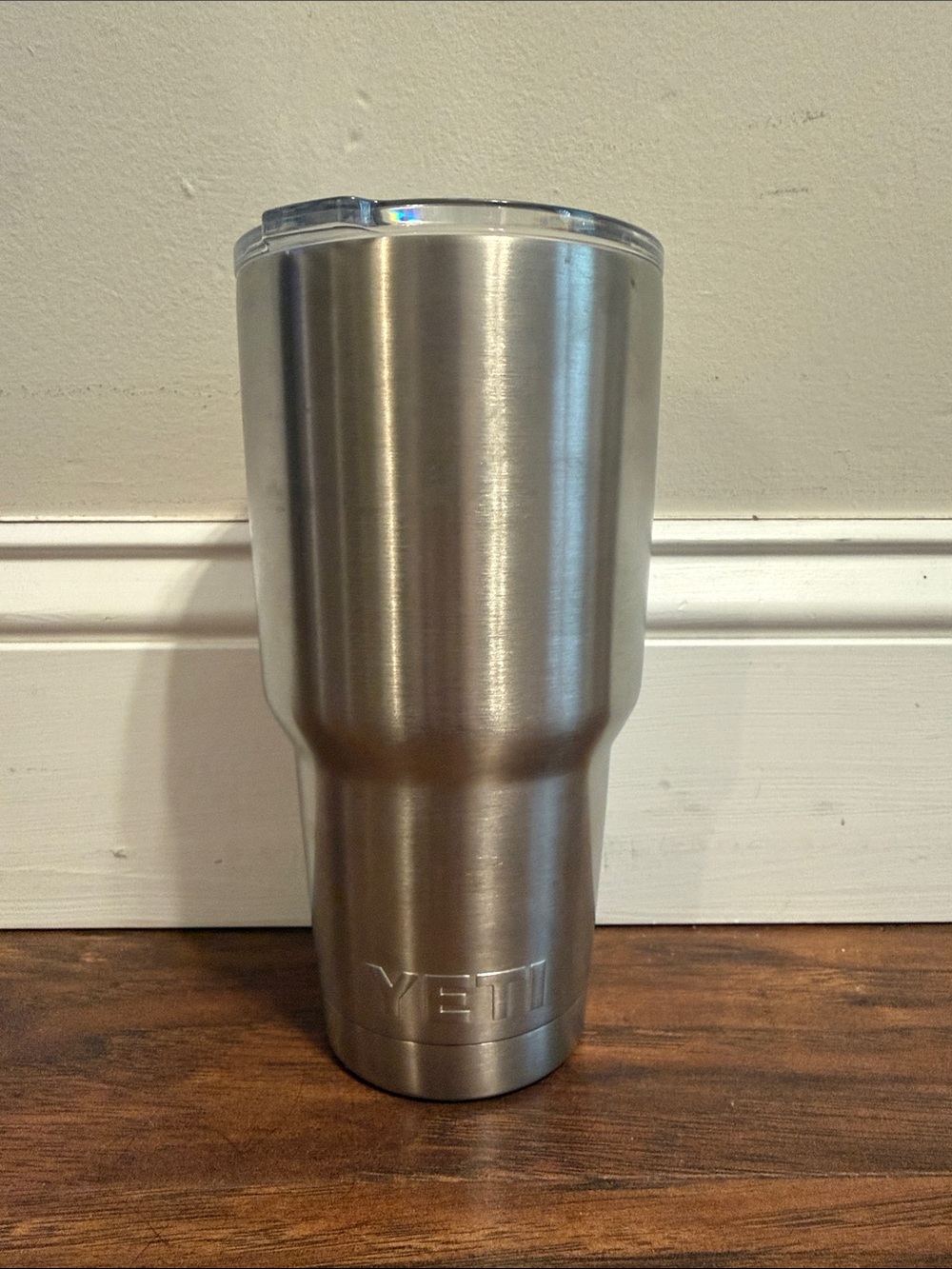 30 OZ Yeti Stainless Steel Travel Tumbler - Silver